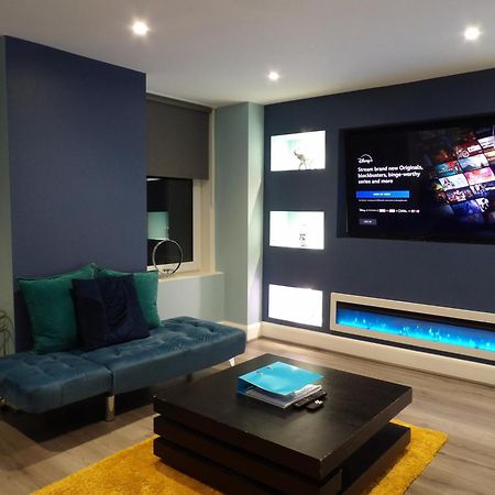 Lovely 3 Bedroom Apartment With Private Garden In Edinburgh City Centre Екстериор снимка