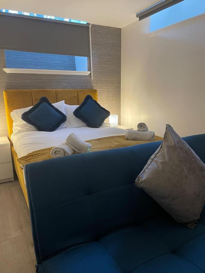 Lovely 3 Bedroom Apartment With Private Garden In Edinburgh City Centre Екстериор снимка