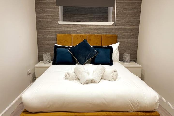 Lovely 3 Bedroom Apartment With Private Garden In Edinburgh City Centre Екстериор снимка