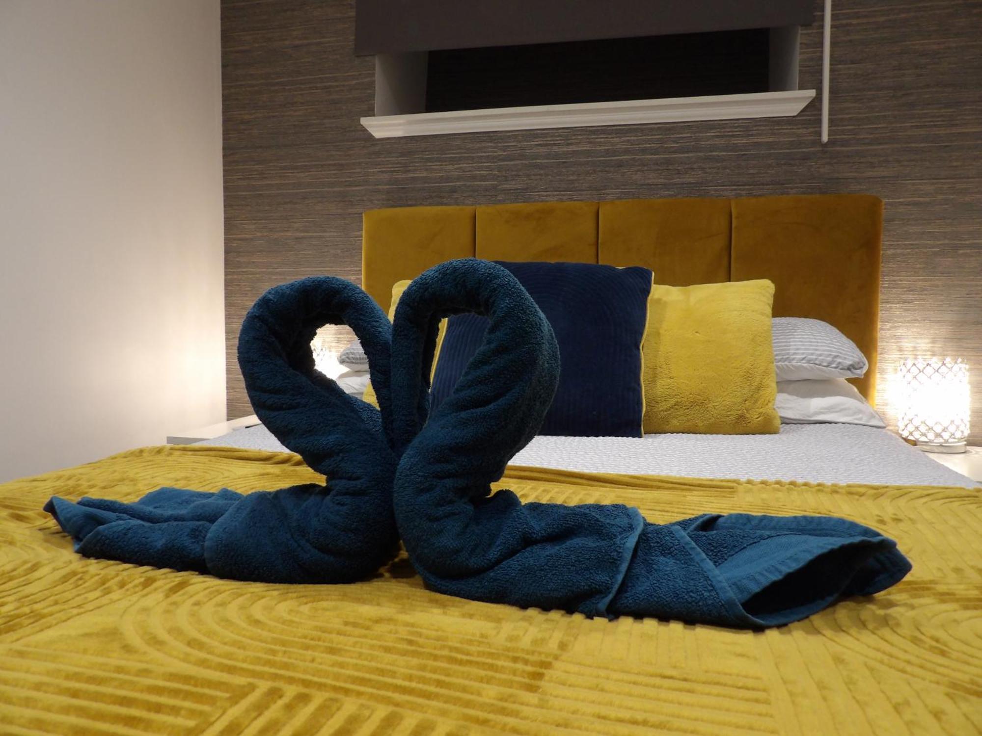 Lovely 3 Bedroom Apartment With Private Garden In Edinburgh City Centre Екстериор снимка