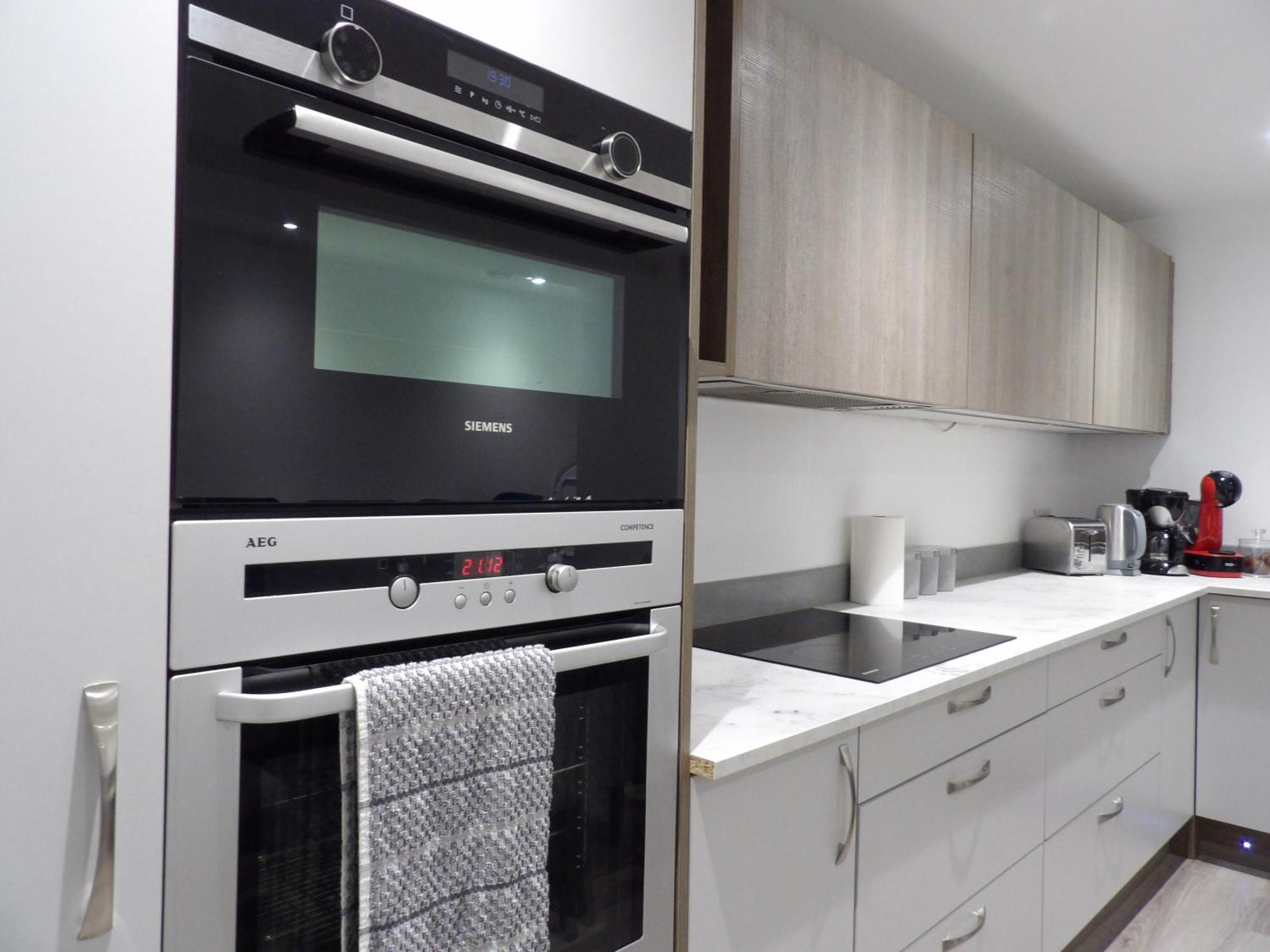 Lovely 3 Bedroom Apartment With Private Garden In Edinburgh City Centre Екстериор снимка