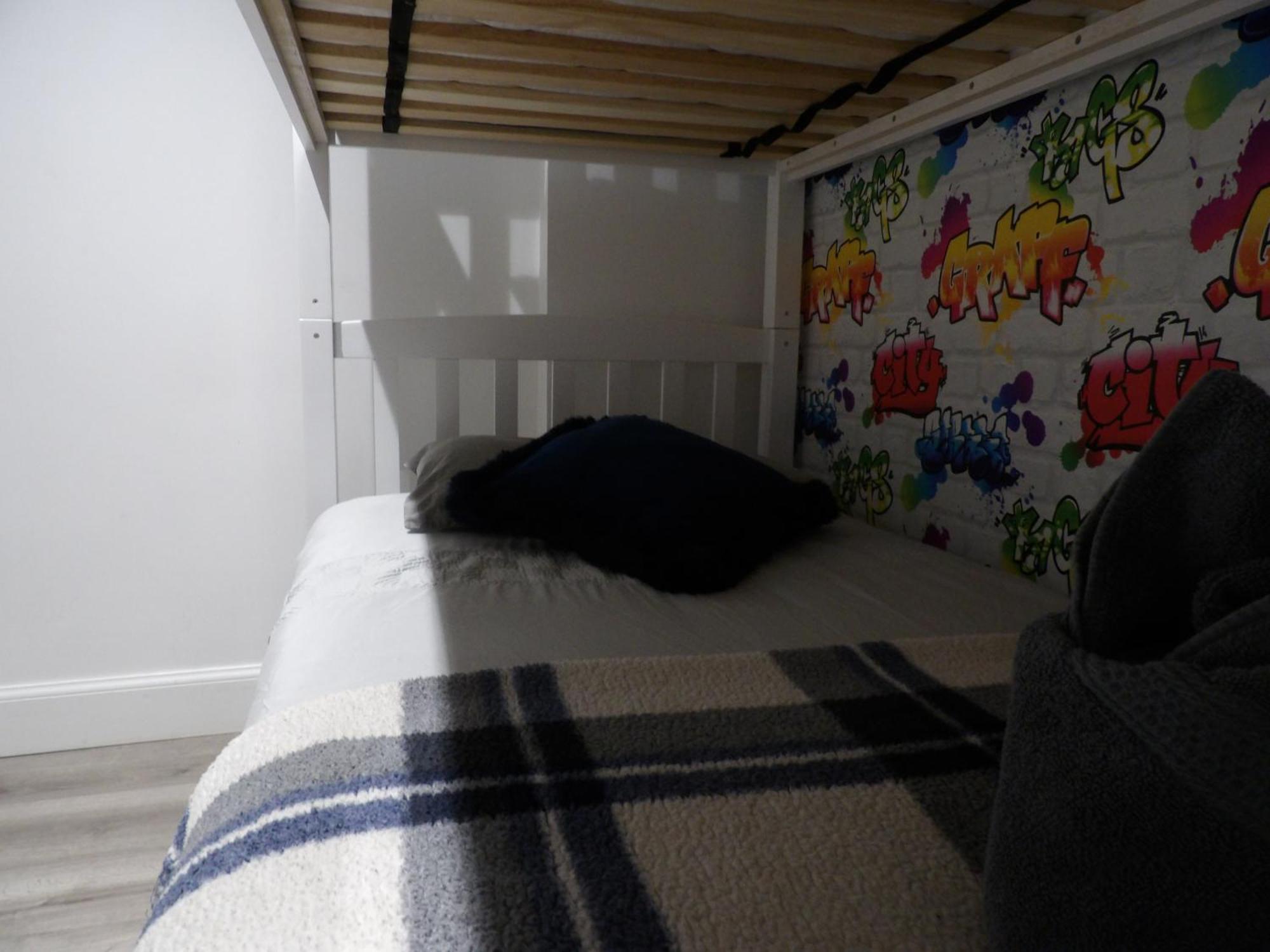 Lovely 3 Bedroom Apartment With Private Garden In Edinburgh City Centre Екстериор снимка