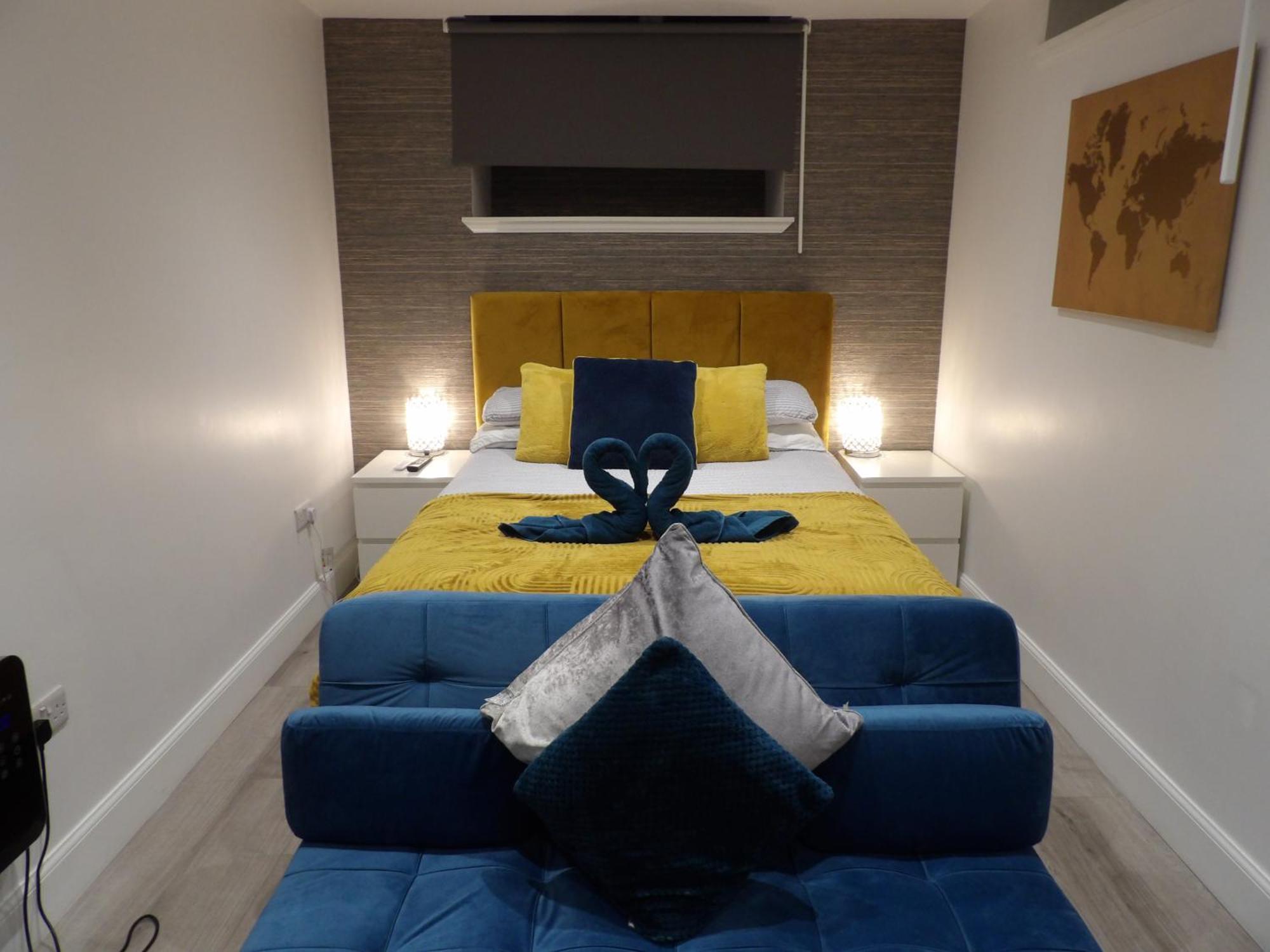 Lovely 3 Bedroom Apartment With Private Garden In Edinburgh City Centre Екстериор снимка