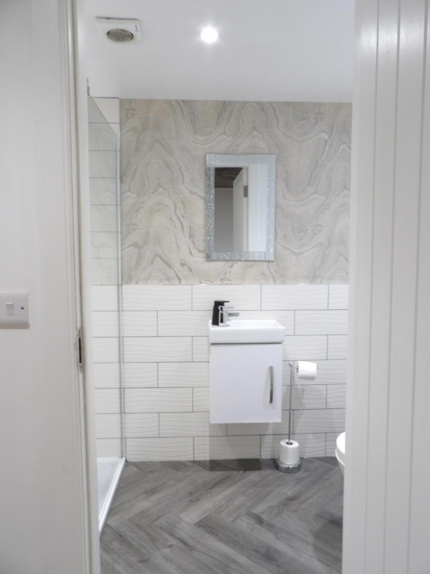Lovely 3 Bedroom Apartment With Private Garden In Edinburgh City Centre Екстериор снимка
